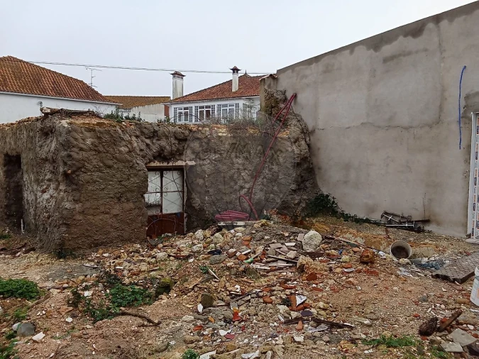 Moradia T2 para Venda em Romeira e Várzea Foto 13