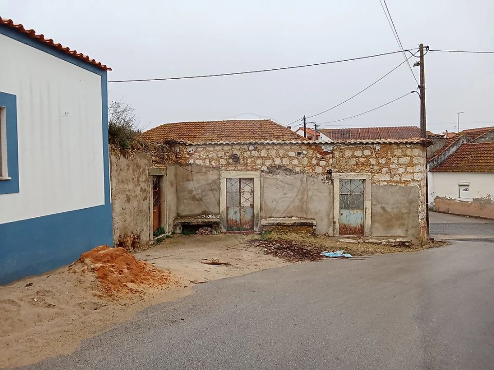 Moradia T2 para Venda em Romeira e Várzea Foto 5