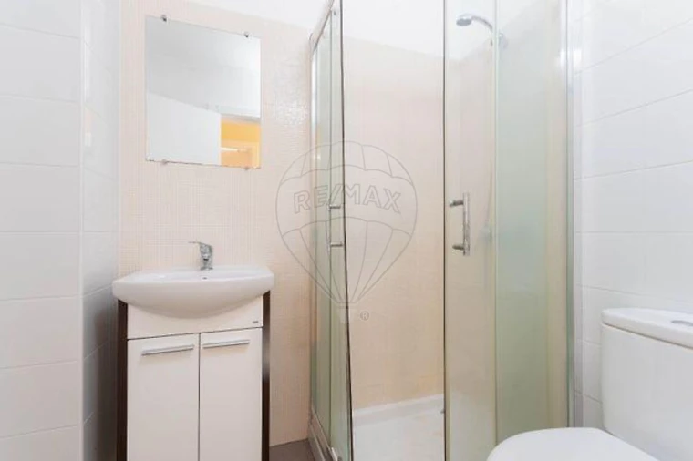 Apartamento T3 para Venda em Massamá e Monte Abraão Foto 9