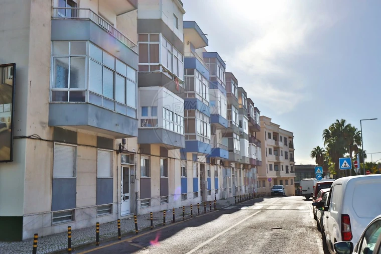 Apartamento T3 para Venda em Póvoa de Santa Iria e Forte da Casa Foto 21