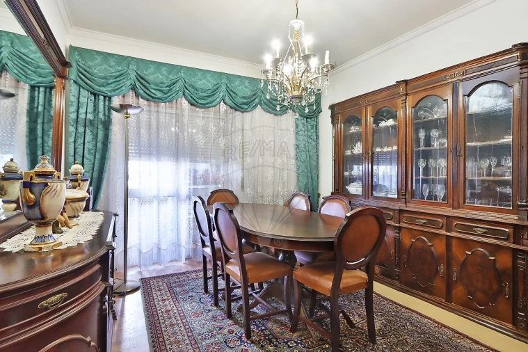 Apartamento T3 para Venda em Póvoa de Santa Iria e Forte da Casa Foto 10