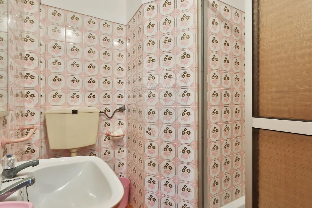 Apartamento T3 para Venda em Póvoa de Santa Iria e Forte da Casa Foto 13