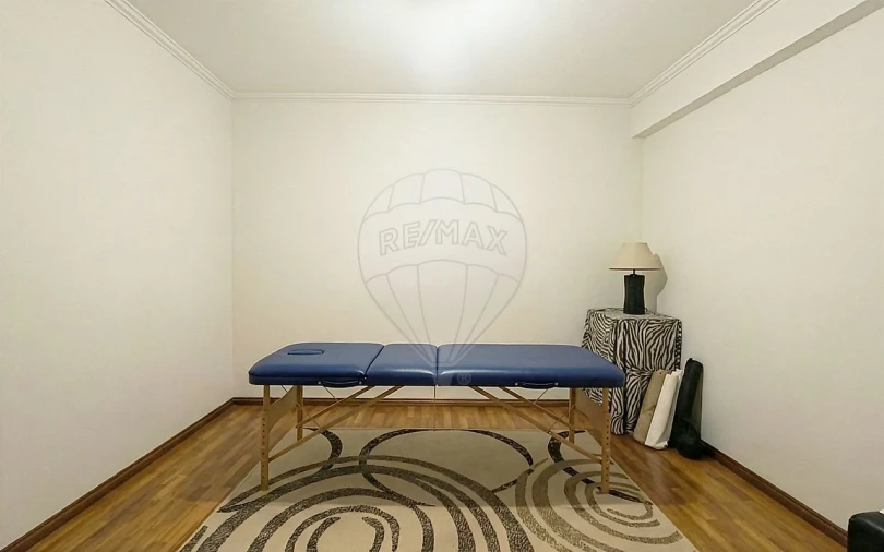 Apartamento T1 para Venda em Canelas Foto 12