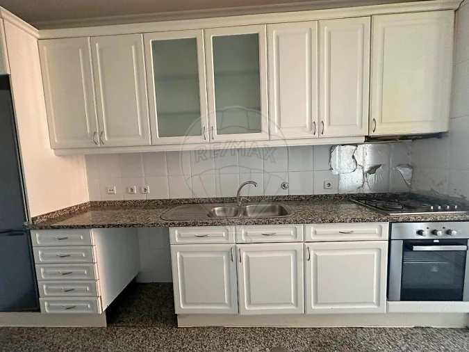 Apartamento T3 para Venda em Vilar de Andorinho Foto 7