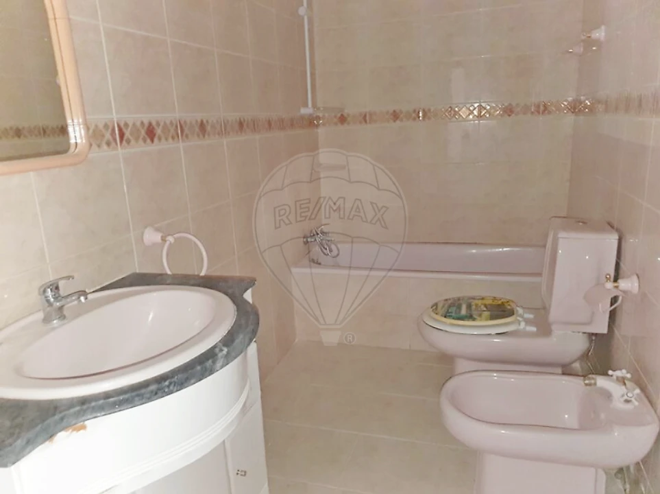 Apartamento T2 para Venda em Mafamude e Vilar do Paraíso Foto 6