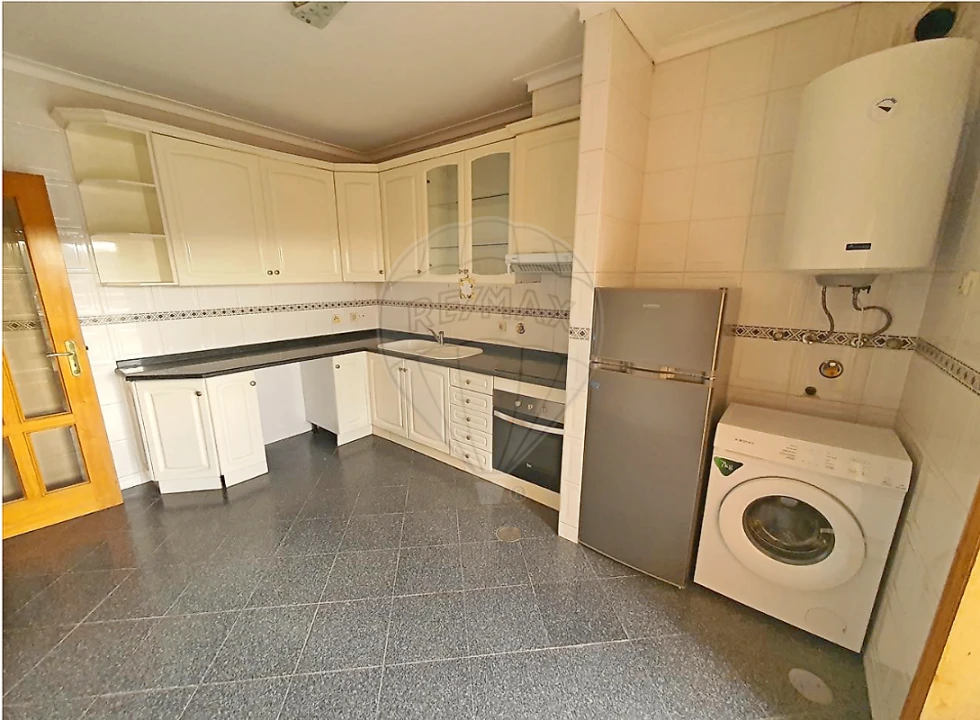 Apartamento T2 para Venda em Mafamude e Vilar do Paraíso Foto 10