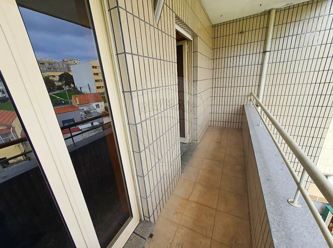 Apartamento T2 para Venda em Mafamude e Vilar do Paraíso Foto 14