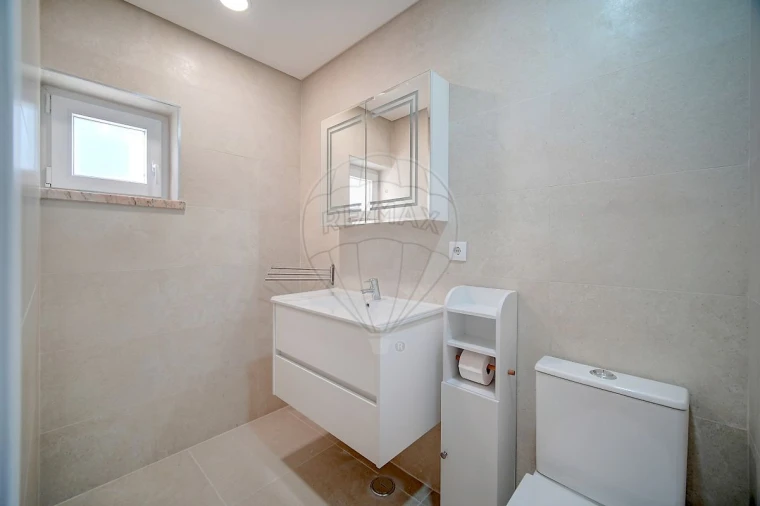 Moradia T3 para Arrendamento em Alverca do Ribatejo e Sobralinho Foto 10