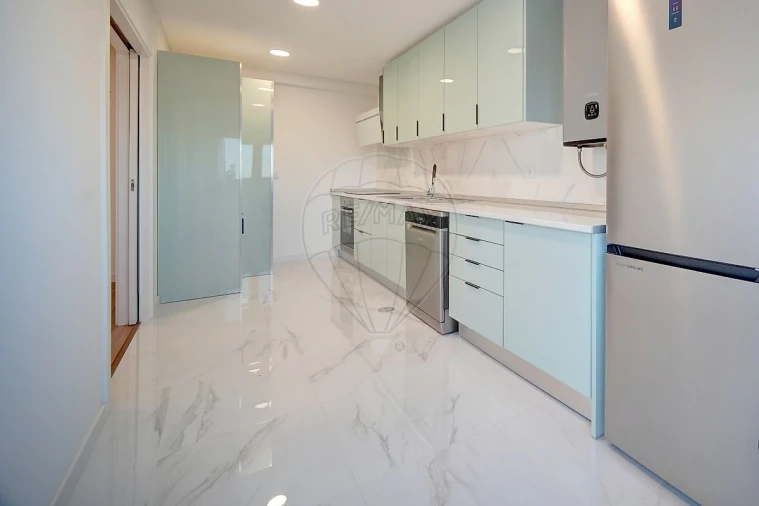 Moradia T3 para Arrendamento em Alverca do Ribatejo e Sobralinho Foto 6