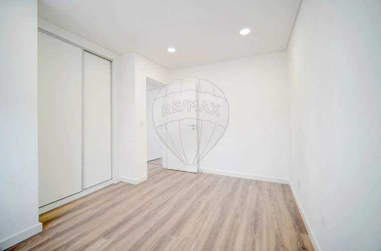 Moradia T3 para Arrendamento em Alverca do Ribatejo e Sobralinho Foto 18