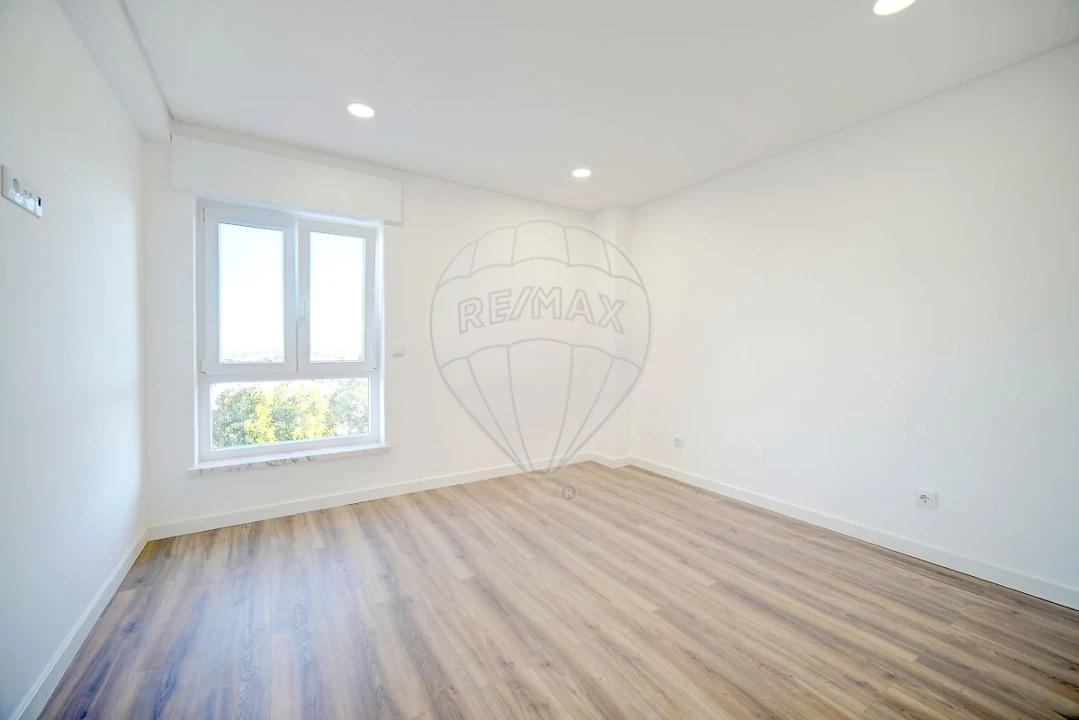 Moradia T3 para Arrendamento em Alverca do Ribatejo e Sobralinho Foto 15