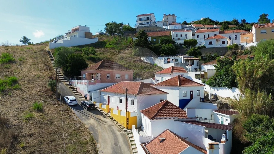 Moradia T2 para Arrendamento em Santa Maria, São Pedro e Matacães Foto 17