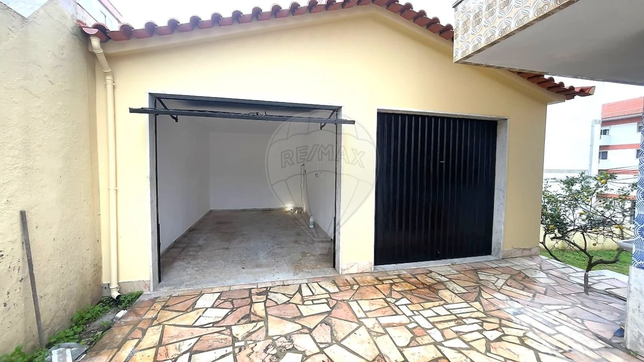 Apartamento T2 para Arrendamento em Cacém e São Marcos Foto 29