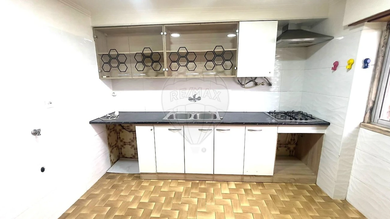 Apartamento T2 para Arrendamento em Cacém e São Marcos Foto 15