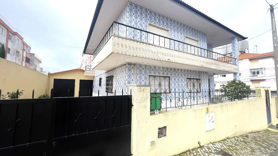 Apartamento T2 para Arrendamento em Cacém e São Marcos