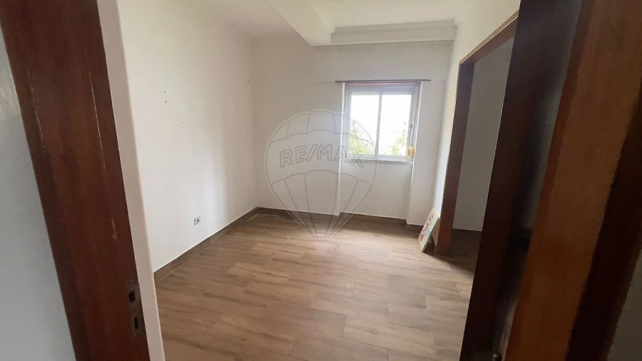 Apartamento T2 para Arrendamento em Cacém e São Marcos Foto 16