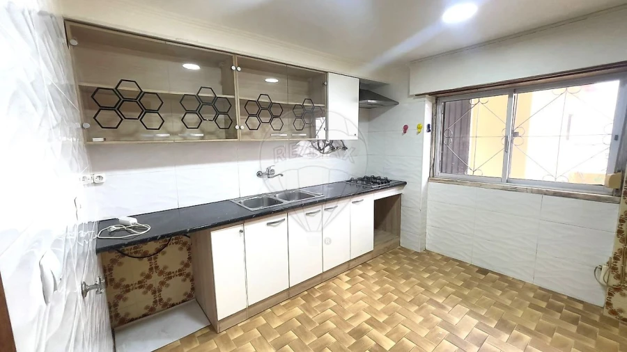 Apartamento T2 para Arrendamento em Cacém e São Marcos Foto 13