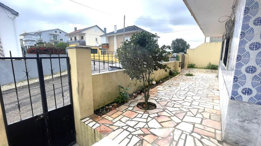 Apartamento T2 para Arrendamento em Cacém e São Marcos Foto 3