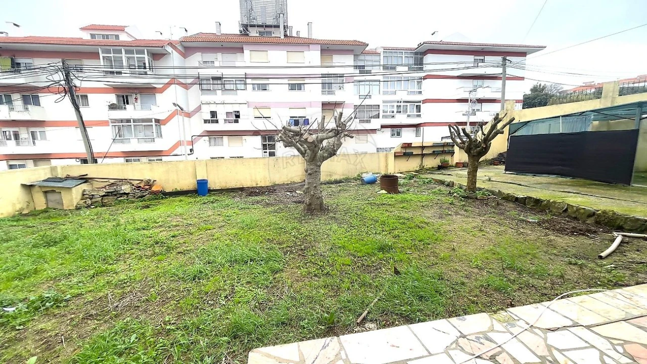 Apartamento T2 para Arrendamento em Cacém e São Marcos Foto 26