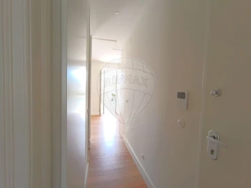 Apartamento T2 para Venda em Campo de Ourique