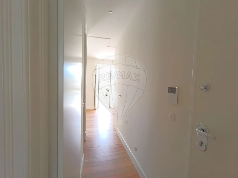 Apartamento T2 para Venda em Campo de Ourique Foto 25