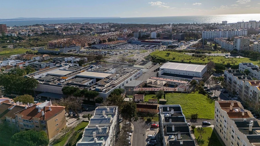 Apartamento T2 para Venda em Carcavelos e Parede Foto 17