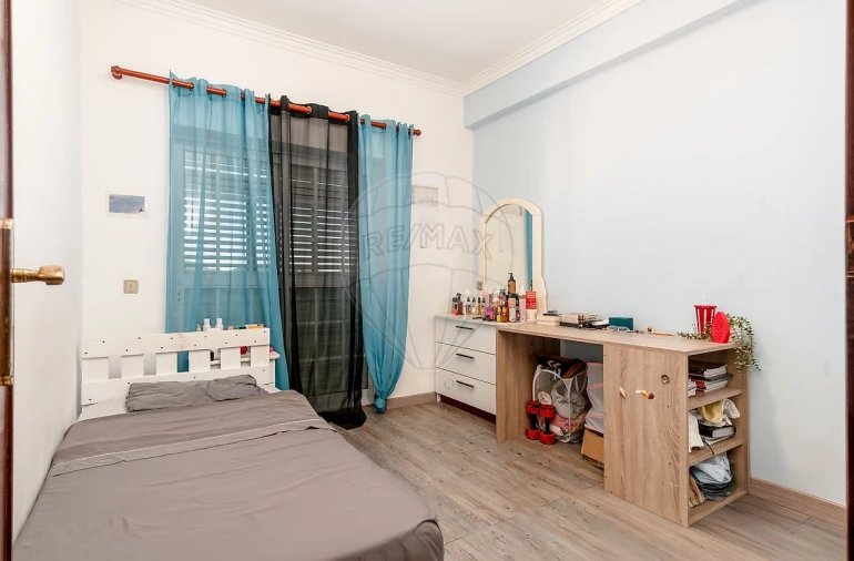 Apartamento T4 para Venda em Laranjeiro e Feijó Foto 20