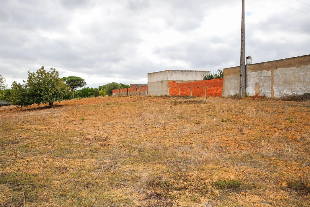 Moradia T2 para Venda em Aveiras de Cima Foto 34