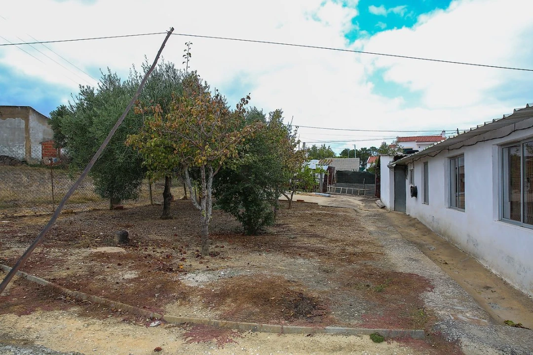 Moradia T2 para Venda em Aveiras de Cima Foto 30