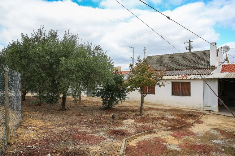Moradia T2 para Venda em Aveiras de Cima Foto 32