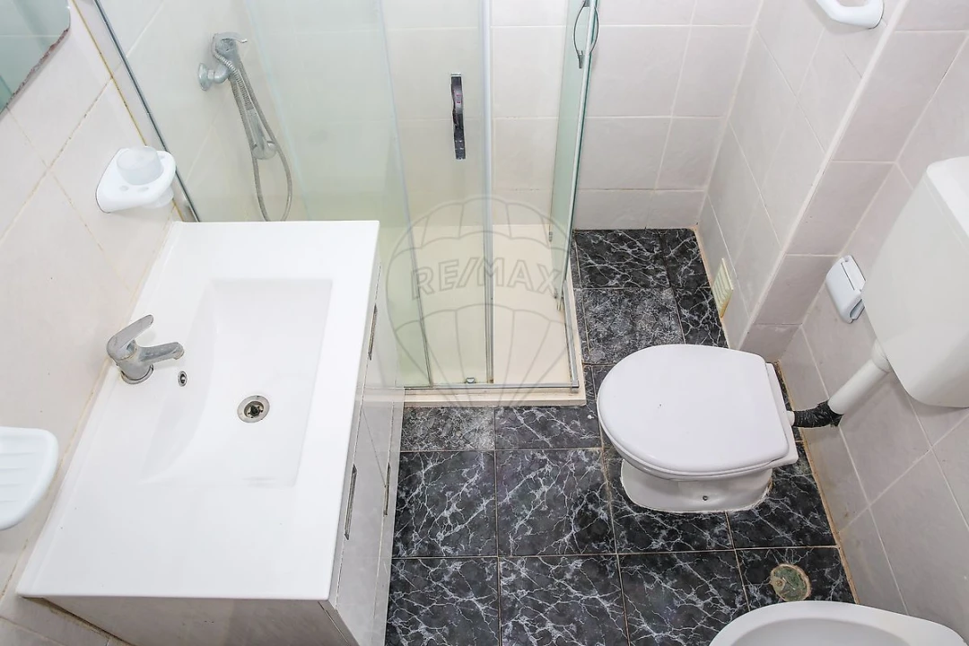 Apartamento T2 para Venda em Azambuja Foto 20