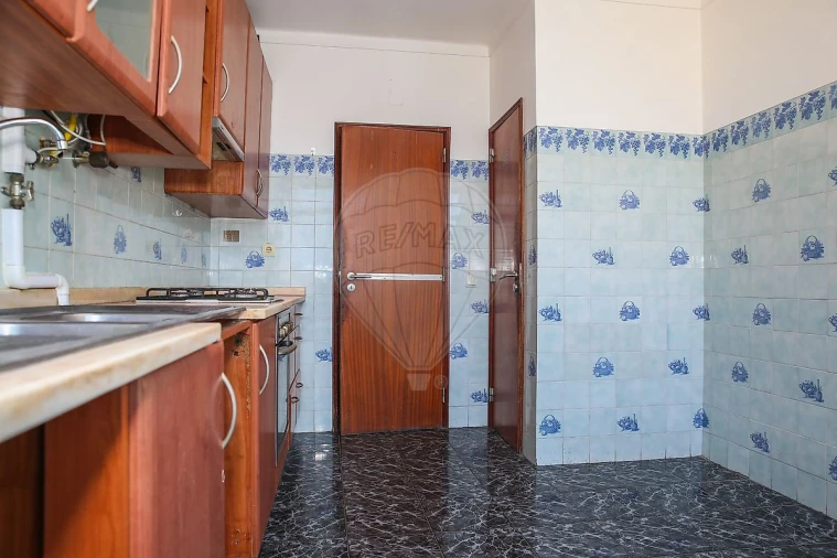 Apartamento T2 para Venda em Azambuja Foto 27