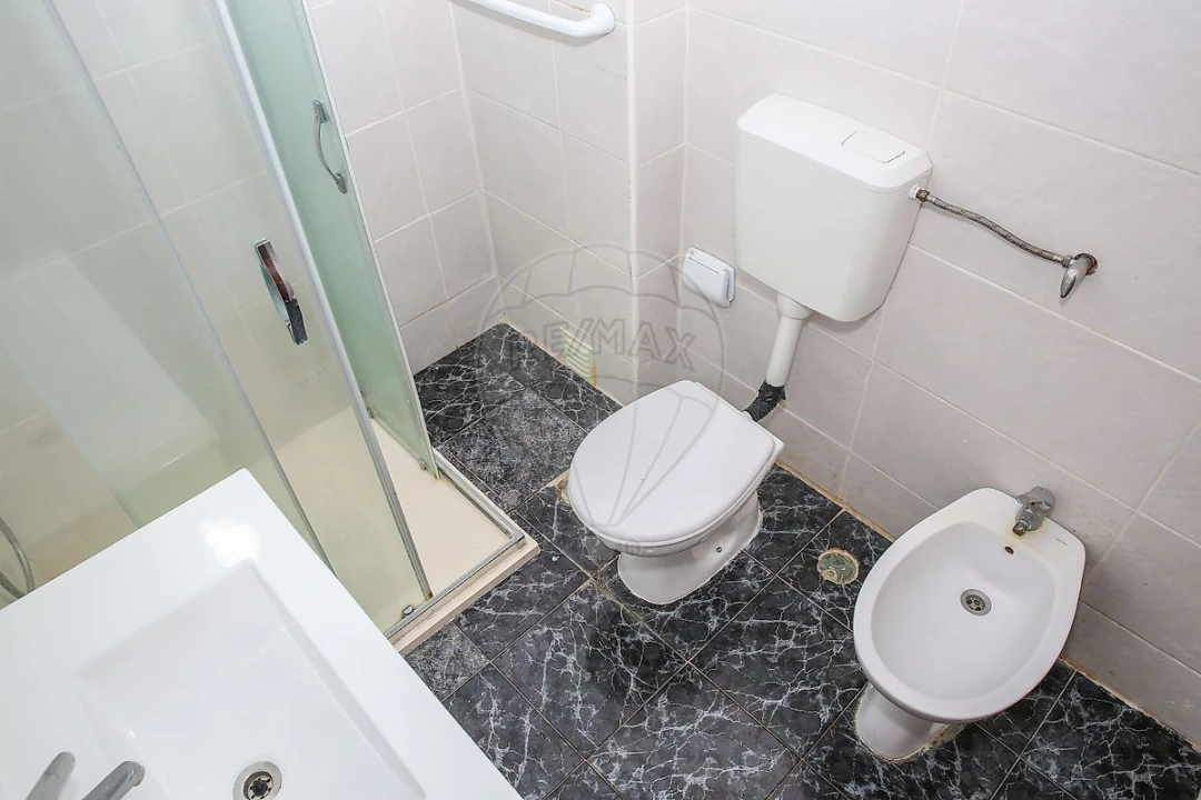 Apartamento T2 para Venda em Azambuja Foto 21