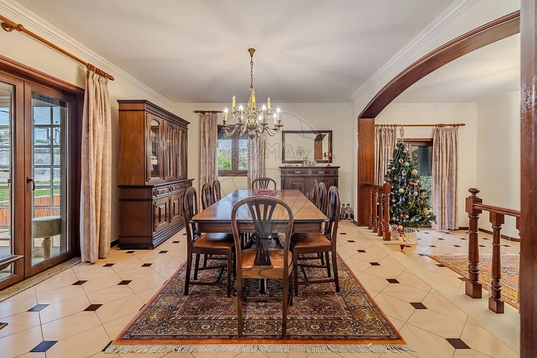 Moradia T3 para Venda em Arrifana Foto 11