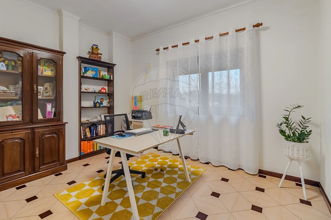 Moradia T3 para Venda em Arrifana Foto 35