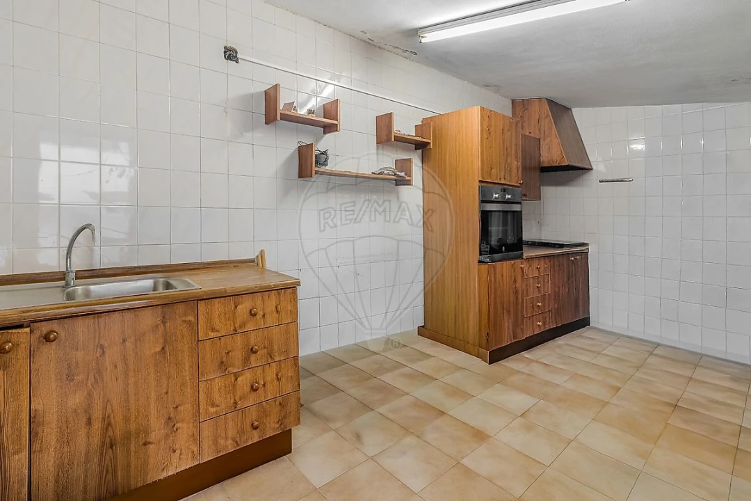 Moradia T3 para Venda em Arrifana Foto 36