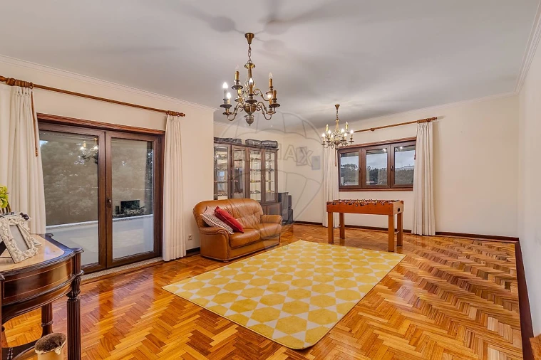 Moradia T3 para Venda em Arrifana Foto 30