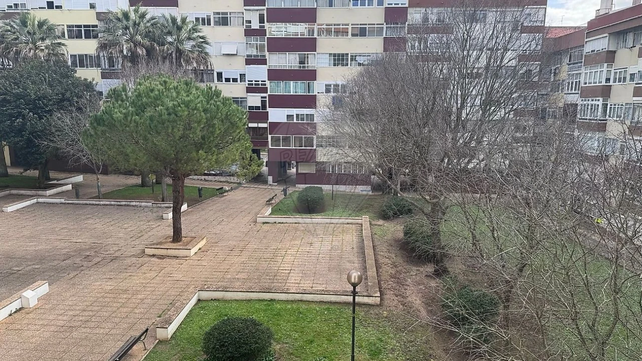 Apartamento T2 para Venda em Oeiras e São Julião da Barra, Paço de Arcos e Caxias Foto 17