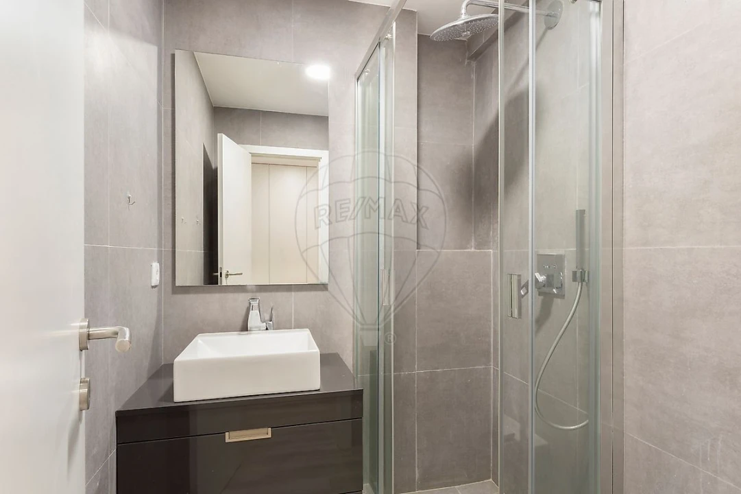 Apartamento T2 para Venda em Oeiras e São Julião da Barra, Paço de Arcos e Caxias Foto 11