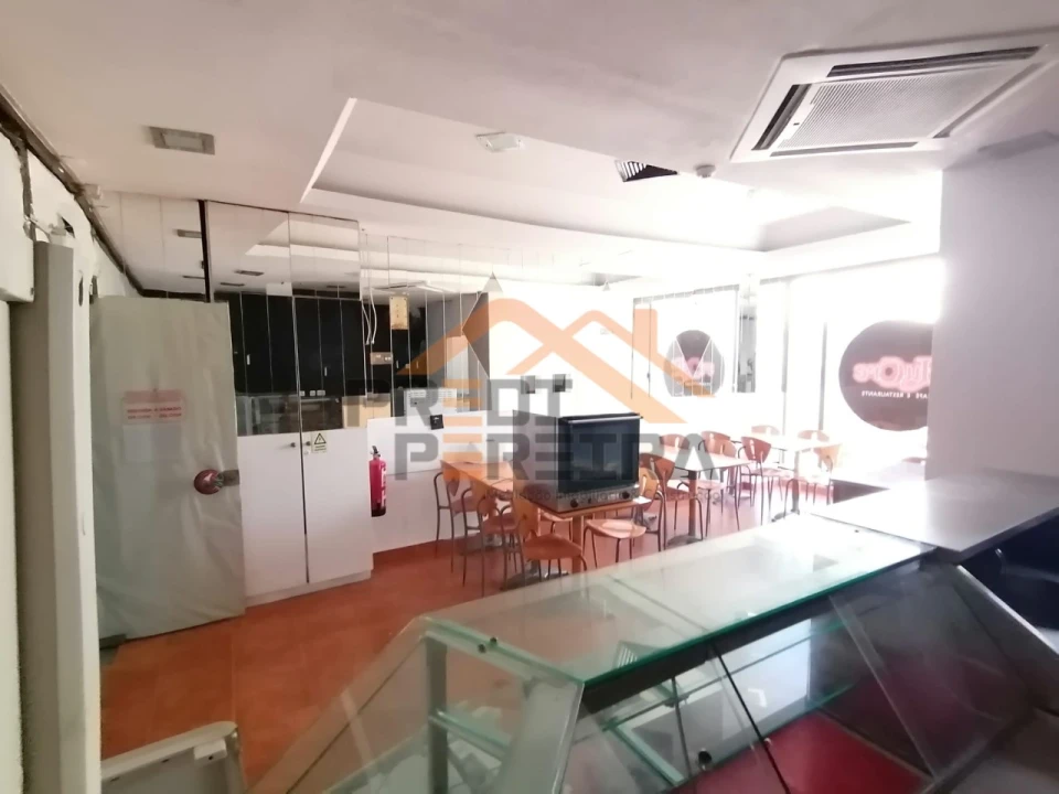 Loja para Venda em Odivelas Foto 11