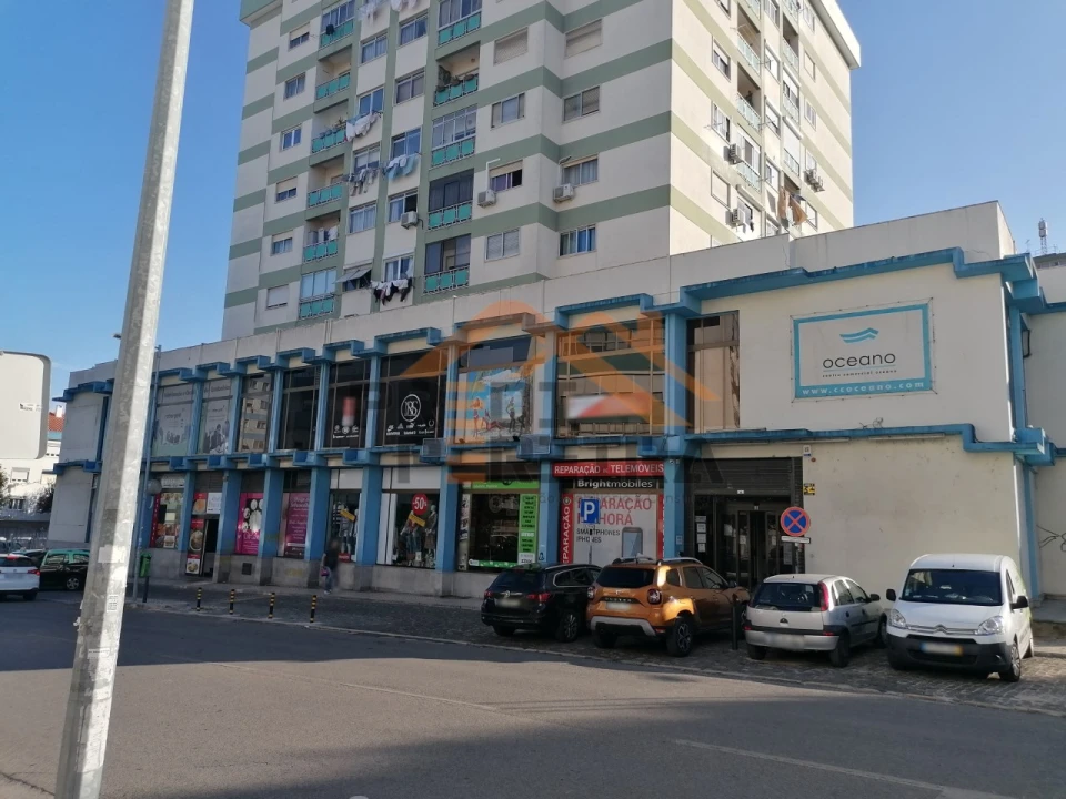 Loja para Venda em Odivelas Foto 21