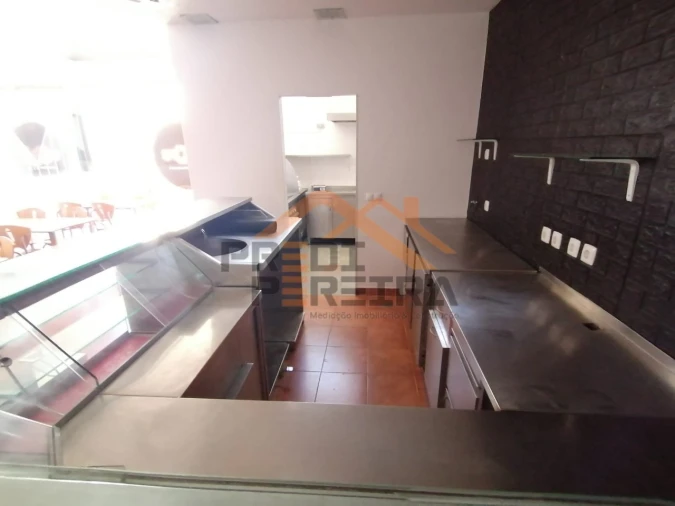 Loja para Venda em Odivelas Foto 8