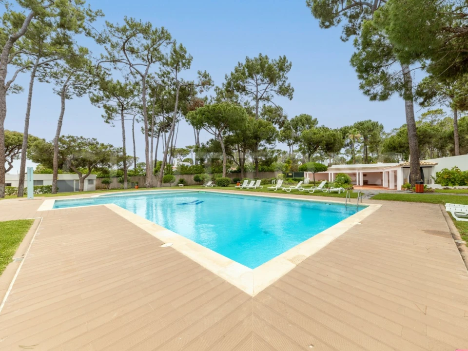 Moradia T1 para Venda em Quarteira Foto 2