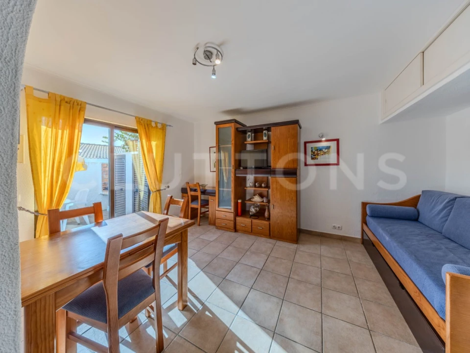 Moradia T1 para Venda em Quarteira Foto 4