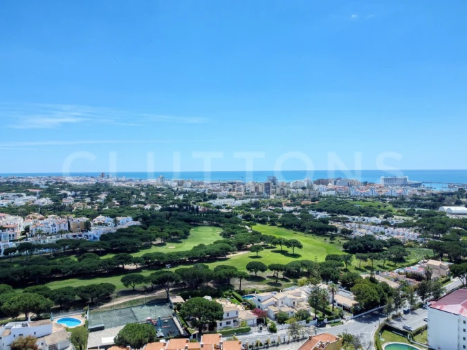 Moradia T1 para Venda em Quarteira Foto 20