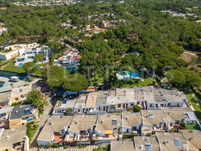 Moradia T1 para Venda em Quarteira Foto 21