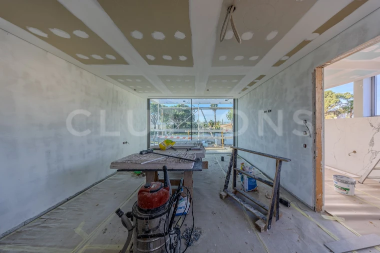 Moradia T4 para Venda em Quarteira Foto 17