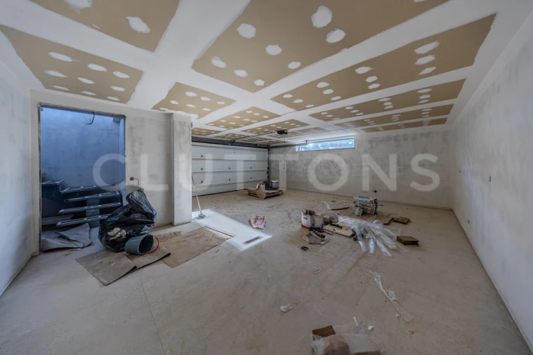 Moradia T4 para Venda em Quarteira Foto 26