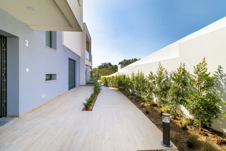 Moradia T4 para Venda em Alcabideche Foto 11