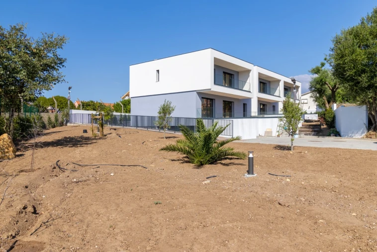 Moradia T4 para Venda em Alcabideche Foto 14